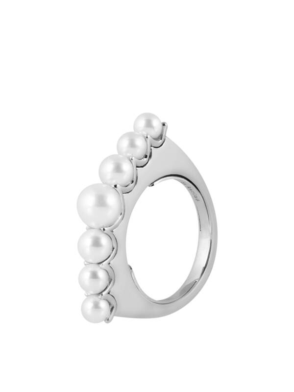 akoya pearls simple ring with 18K white gold