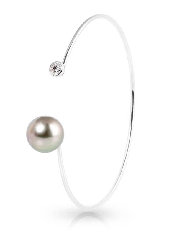 simple wire bracelet with tahitian pearl and diamond