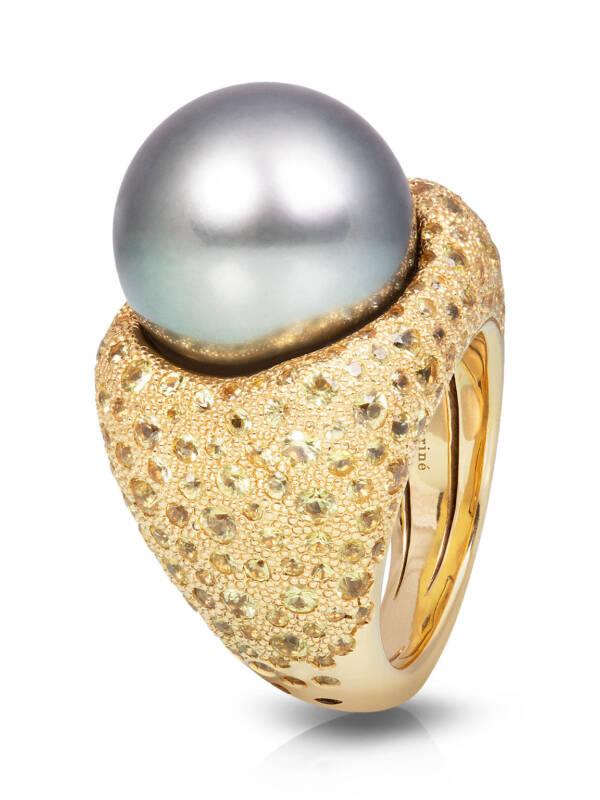 tahitian pearl cocktail ring with yellow sapphires in 18K yellow gold