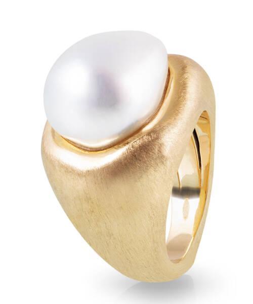 white south sea pearl cocktail ring in yellow gold